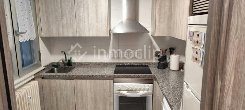 Foto 72c83302-026d-420c-a08f-cd7bbddf0e82. Alquiler piso  en alquiler en Salesas Salamanca