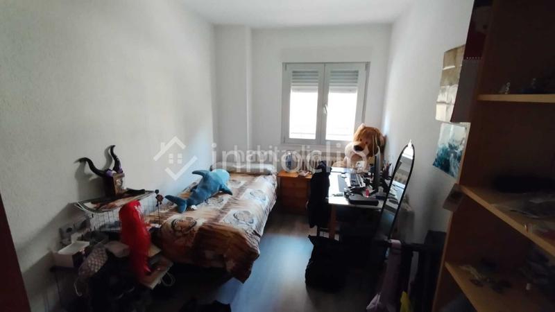 Foto ce0f7295-3d48-44f8-96cb-029a9d7124bb. Alquiler piso  en alquiler en Salesas Salamanca