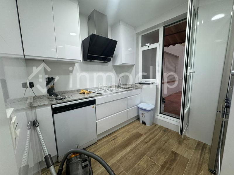 Foto 21e58cb4-b3c9-49e5-ab69-ed9cae6057c0. Rent flat with heating in Centro Salamanca