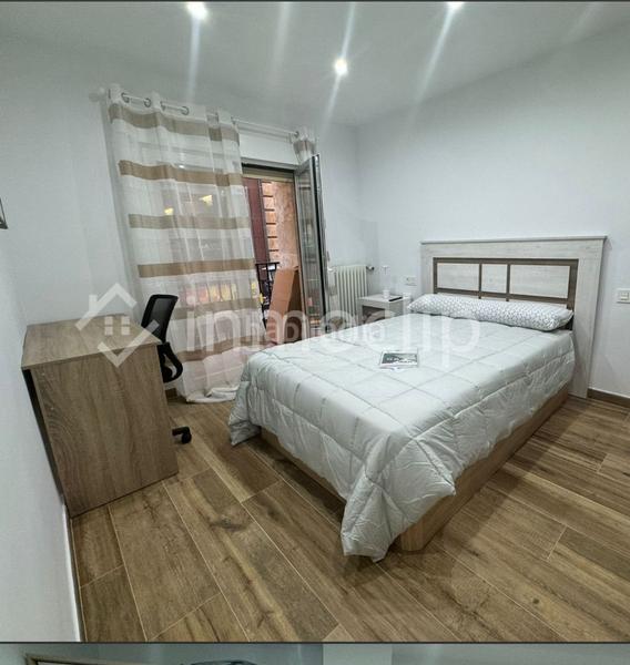 Foto e03deafc-8f49-4176-9b24-f87a098d465d. Rent flat with heating in Centro Salamanca