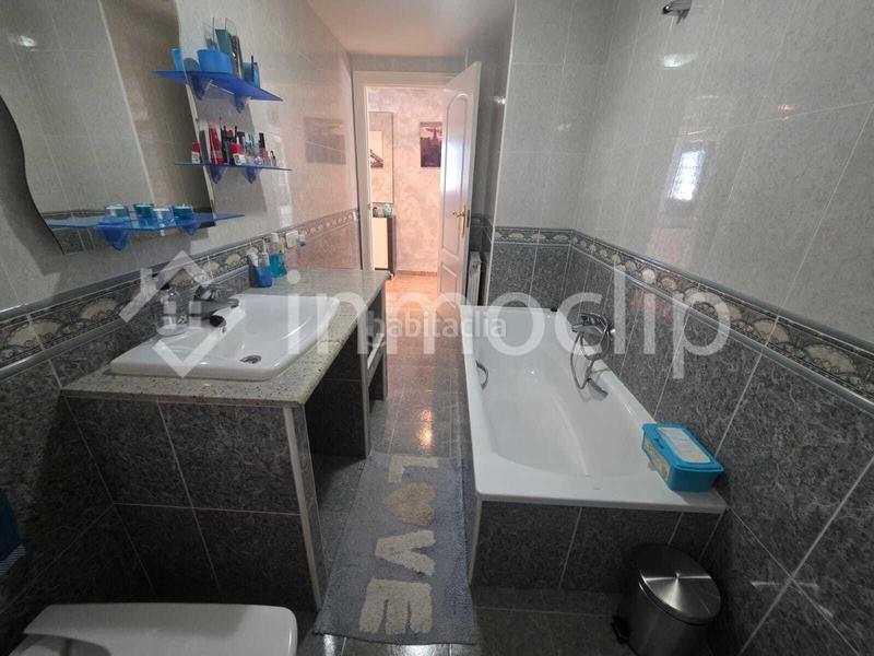 Foto 05984624-a668-443c-a8d8-6cce499afe2d. Casa con riscaldamento piscina in Calvarrasa de Arriba