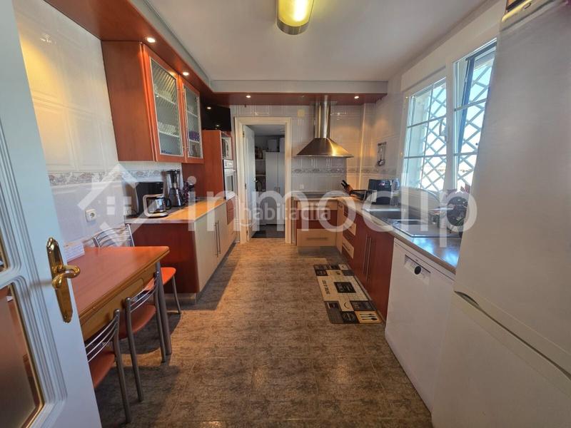 Foto 05e942b3-c8fc-4825-b567-e70a38ceb3f1. Casa con riscaldamento piscina in Calvarrasa de Arriba