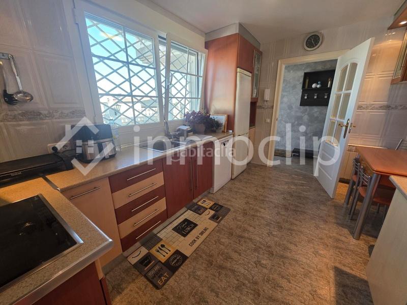 Foto 221088ac-92fa-4fef-8410-1cb8fc00bac0. Casa con riscaldamento piscina in Calvarrasa de Arriba