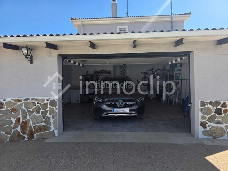 Foto 256a05e4-a8cf-4227-bbb4-7c72151be27b. Casa con riscaldamento piscina in Calvarrasa de Arriba