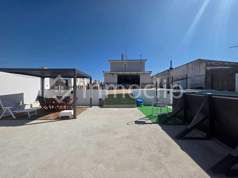 Foto 47a9d118-05e6-4438-b83b-8635444b9af9. Casa con riscaldamento piscina in Calvarrasa de Arriba