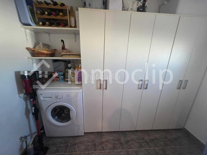 Foto 5d57f7c8-e72d-4408-866e-efb78d04f4c6. Casa con riscaldamento piscina in Calvarrasa de Arriba