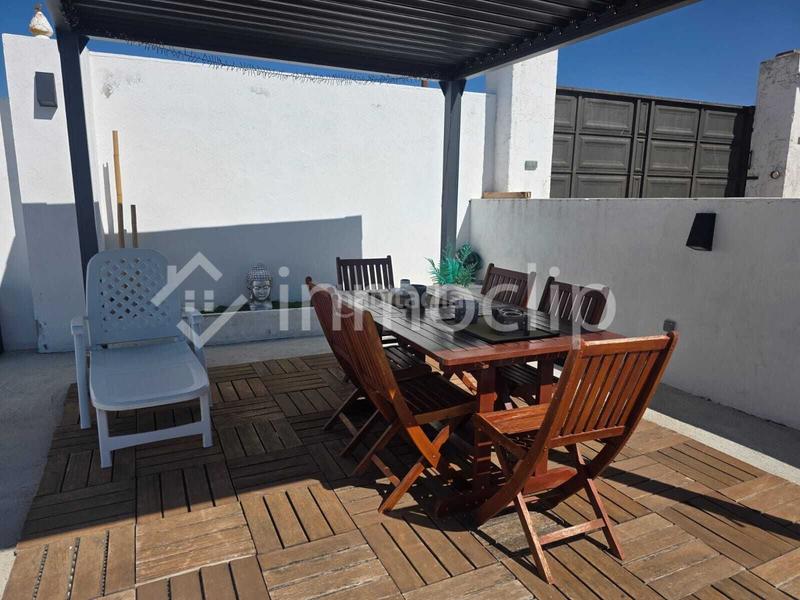 Foto 656fe8c4-9aae-443e-9d6a-87edfeab04e9. Casa con riscaldamento piscina in Calvarrasa de Arriba