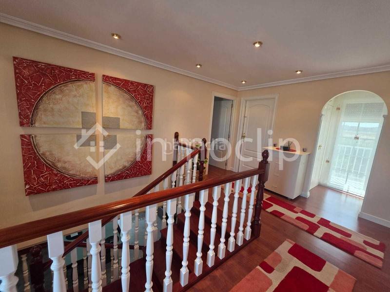 Foto 66dc4736-47c0-4562-97e6-c3447f966654. Casa con riscaldamento piscina in Calvarrasa de Arriba