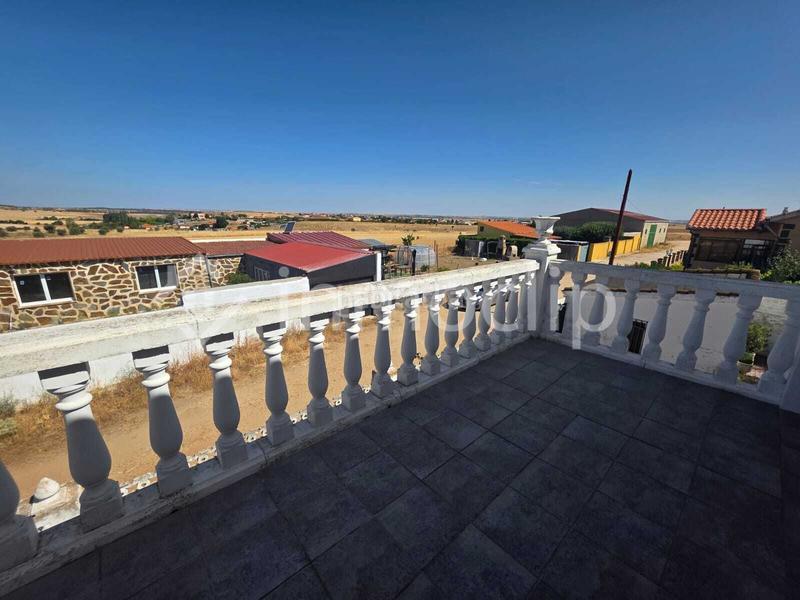 Foto 7ef412db-dffa-4d74-b849-ca89b2a4e6eb. Casa con riscaldamento piscina in Calvarrasa de Arriba