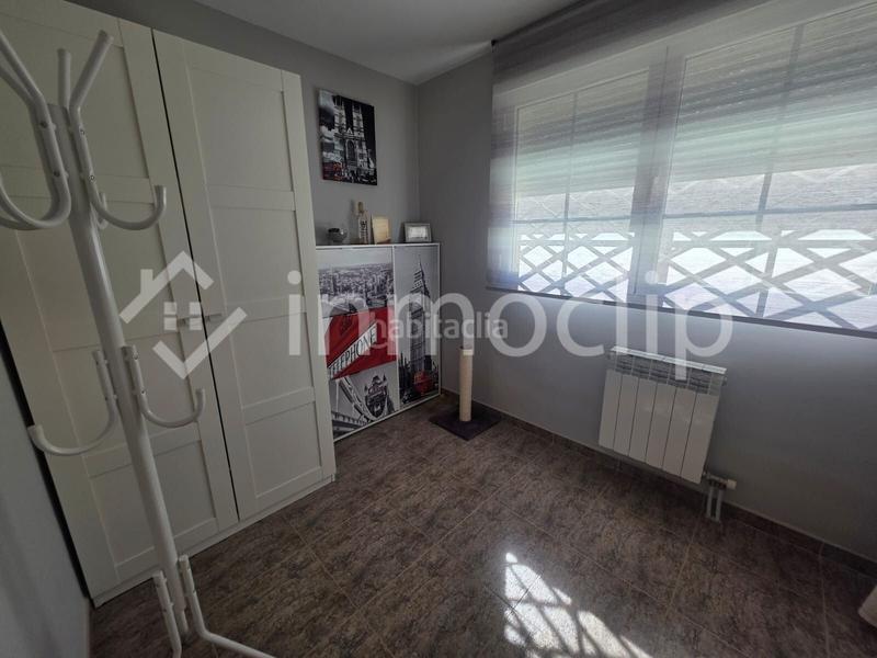 Foto 968f627a-6851-4ecd-bf98-9308947789f6. Casa con riscaldamento piscina in Calvarrasa de Arriba