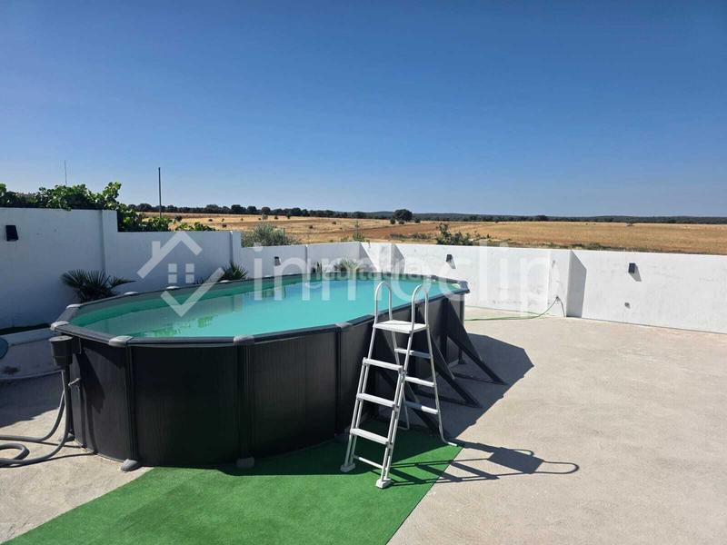 Foto a9c059f5-77d1-4501-9761-259a6c86223d. Casa con riscaldamento piscina in Calvarrasa de Arriba