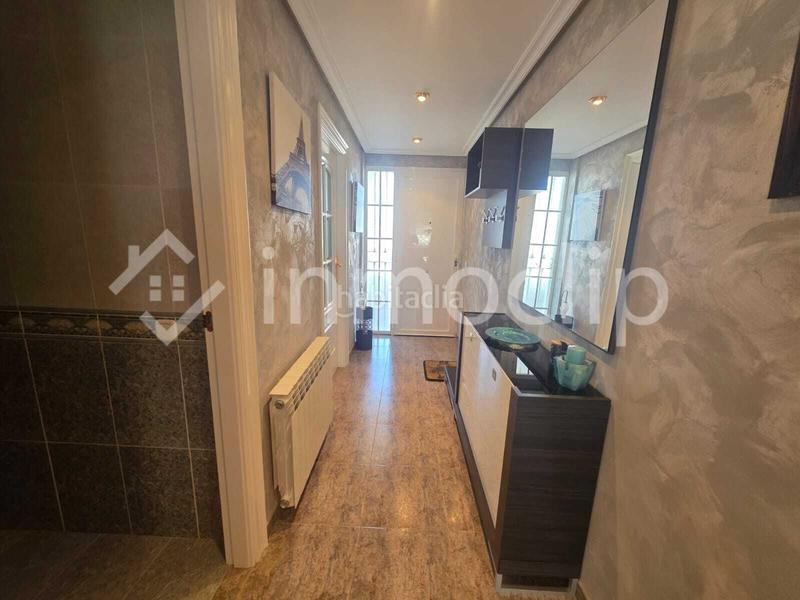 Foto cd1c759b-a049-44fc-ae4c-e8de331dae9e. Casa con riscaldamento piscina in Calvarrasa de Arriba