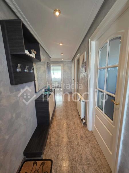 Foto e3e4c9f6-6fa1-4c33-8ba6-d67f7c5ae3e1. Casa con riscaldamento piscina in Calvarrasa de Arriba