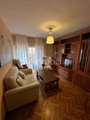 Location Appartement  Calle guerrilleros. Piso en alquiler en salamanca