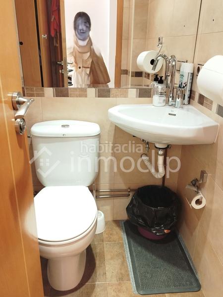 Foto 4e0ff453-f246-4f41-8a7a-17bef5add059. Oficina a Carmelitas Salamanca