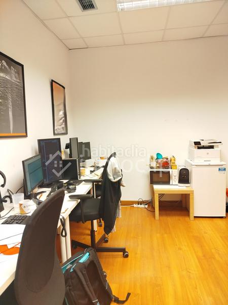 Foto c20d6b32-a3aa-4871-8061-95eebbd2944f. Oficina a Carmelitas Salamanca