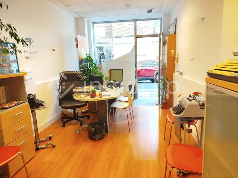 Foto c7978634-873e-467a-8fbc-a6f687927295. Oficina a Carmelitas Salamanca