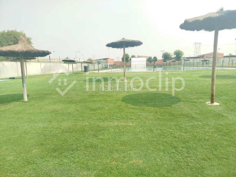 Foto 0d420ee6-cca8-4bbd-bdf3-40d049462b23. Casa chalet en venta en Villamayor