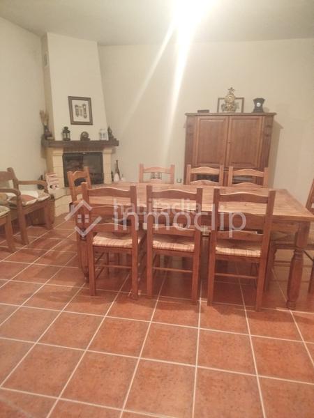 Foto 24512c01-c7ba-464f-be98-cbc8e2e91c64. Casa chalet en venta en Villamayor