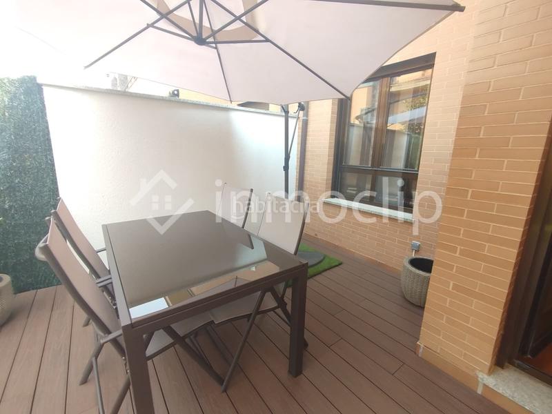 Foto 4000a584-0e3a-4874-88e2-88649f7118c3. Casa chalet en venta en Villamayor