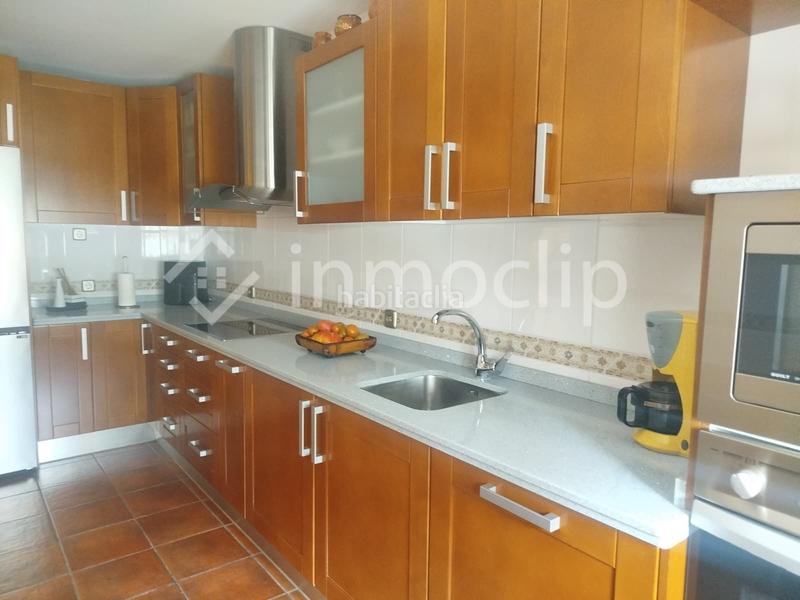 Foto 4347b6c5-1d3b-4c13-b81a-e43268db7fbc. Casa chalet en venta en Villamayor