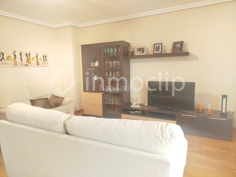 Foto 442c7266-86dd-4a6a-a190-6431cc81df06. Casa chalet en venta en Villamayor