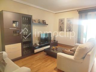 Casa en Villamayor. Chalet en venta en villamayor