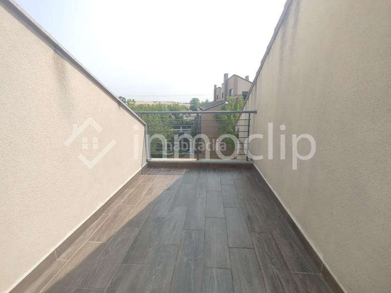 Foto b7d6165c-36a8-4854-8bde-ee7f9907e373. Casa chalet en venta en Villamayor