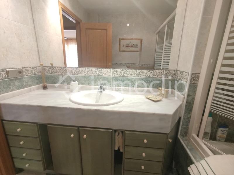 Foto d2b9ba19-2161-4da4-980b-d5499f027a04. Casa chalet en venta en Villamayor