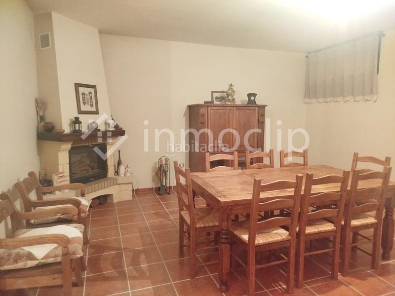 Foto ee279083-7c55-4813-8135-359b96dfb616. Casa chalet en venta en Villamayor