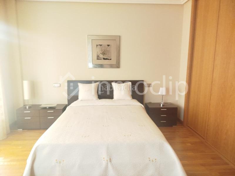 Foto f2bb1b9c-5feb-40f4-970e-f6ace1f60a7b. Casa chalet en venta en Villamayor