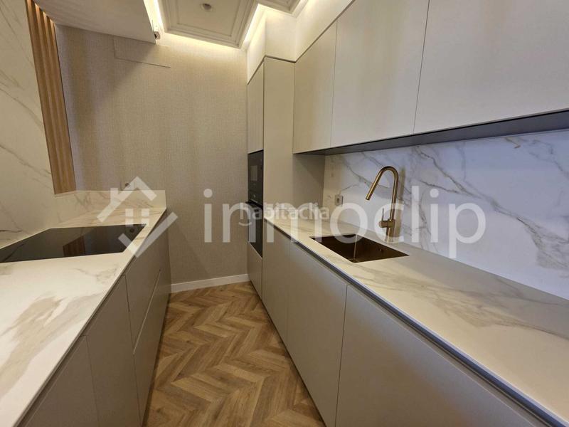 Foto fcdbf49b-82c3-4d39-bfcc-1967404cd1e8. Appartement dans Centro Salamanca