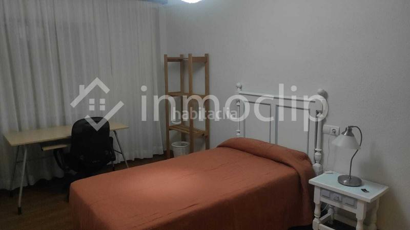 Foto 4e16d0d2-ac41-4be1-b4f3-0145fa8e447e. Alquiler piso  en alquiler en Carmelitas Salamanca
