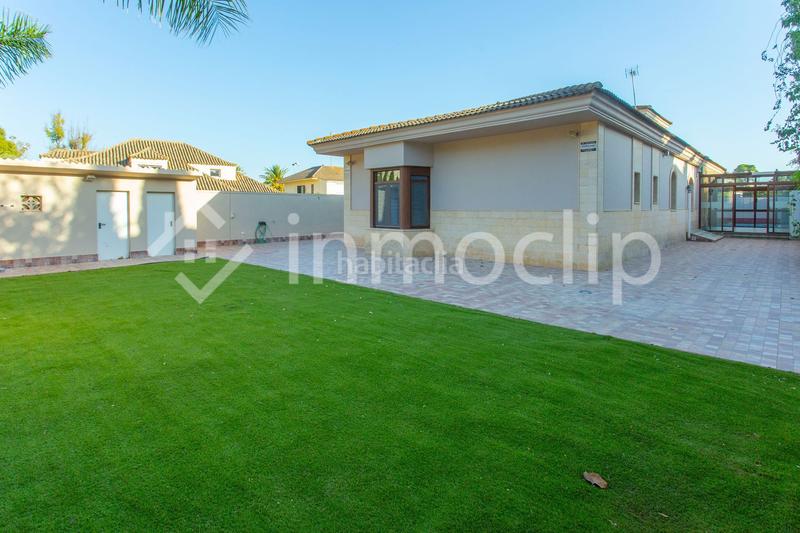 Foto 1ac7703d-5989-469c-804c-865dc17ecf03. Casa chalet en venta en Parque Avenida Jerez de la Frontera