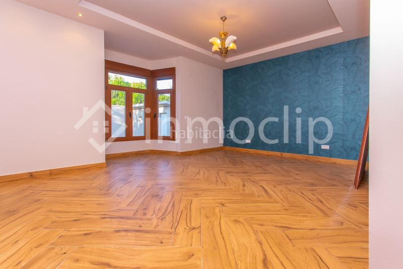 Foto 51009ceb-52fc-423c-ab1b-6d4113d41e7f. Casa chalet en venta en Parque Avenida Jerez de la Frontera