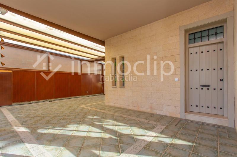 Foto b575b817-4920-4aa3-9bd2-72dc8cc9944f. Casa chalet en venta en Parque Avenida Jerez de la Frontera