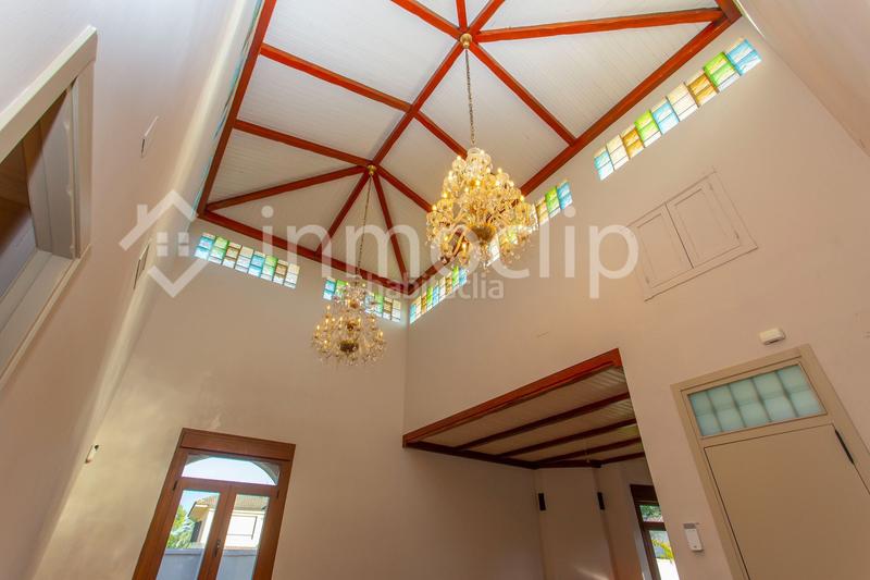 Foto edbcb23f-dc79-437d-a4b9-20d5ee5d1bf1. Casa chalet en venta en Parque Avenida Jerez de la Frontera