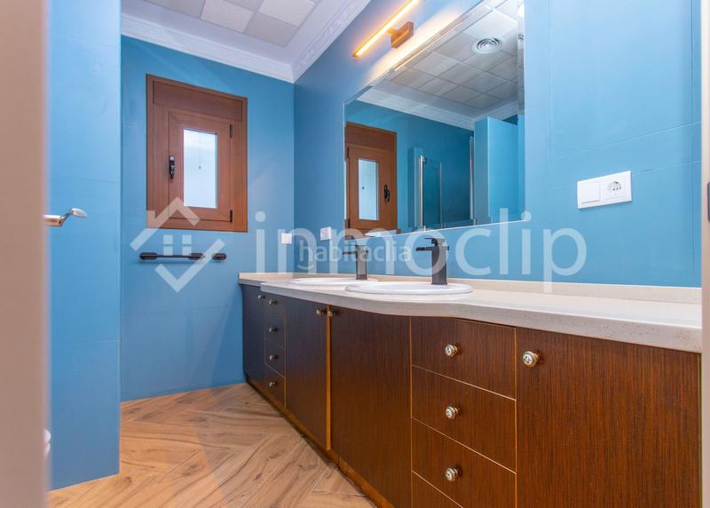 Foto f57bc73e-6d9f-42b8-a093-46de46bcaa1c. Casa chalet en venta en Parque Avenida Jerez de la Frontera