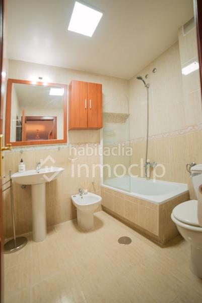 Foto 04ea60ba-4c39-469b-9918-c3a46f40f666. Àtic amb calefacció a La Victoria - Puente Jardín Valladolid