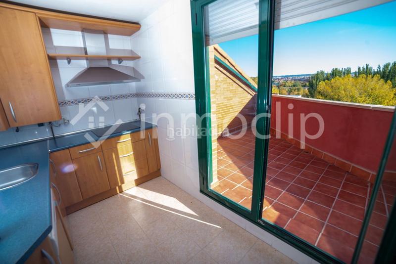 Foto c38e0317-a0aa-40d1-b5ac-2388a9cb484d. Àtic amb calefacció a La Victoria - Puente Jardín Valladolid