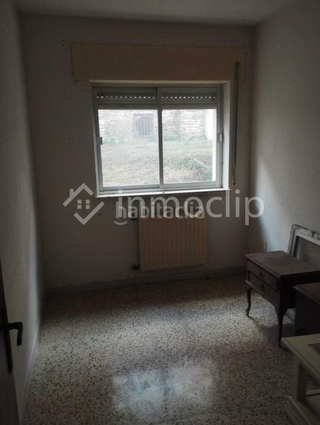 Foto 1524f8e5-24f3-47fa-bbed-d8fc74cd8f05. Pis amb calefacció a Alba de Tormes