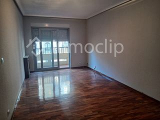 Alquiler Piso  Calle gil de ontañon. Piso en alquiler en salamanca