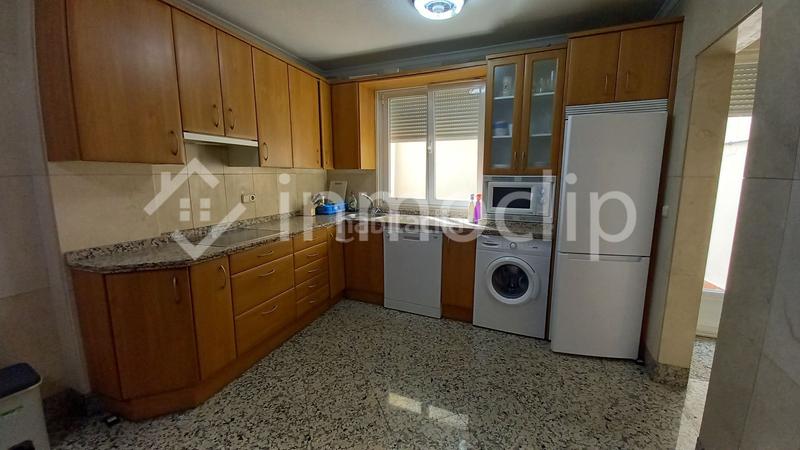 Foto 53e3d661-47ef-4d42-9313-3397e22f0f87. Alquiler dúplex  en alquiler en Centro Salamanca