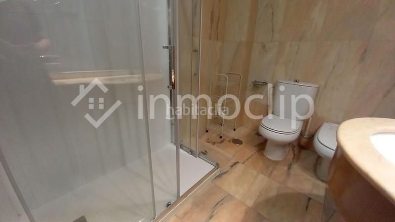 Foto e66cc2e8-451b-4be3-9d26-fa305f818c44. Miete zweistöckige wohnung mit heizung in Centro Salamanca