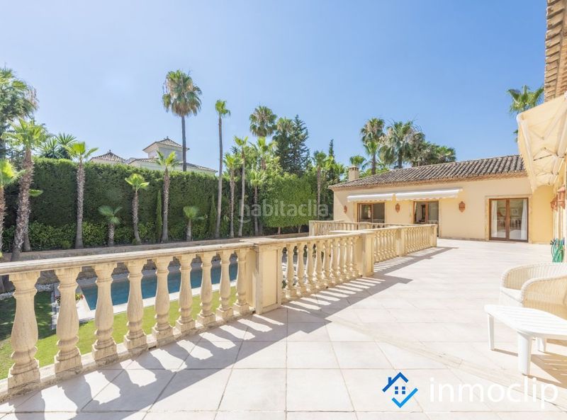 Foto b11a0903-c854-469c-830d-0dcc7e5e26ad. Casa chalet en venta en La Dama de Noche - La Alzambra Marbella