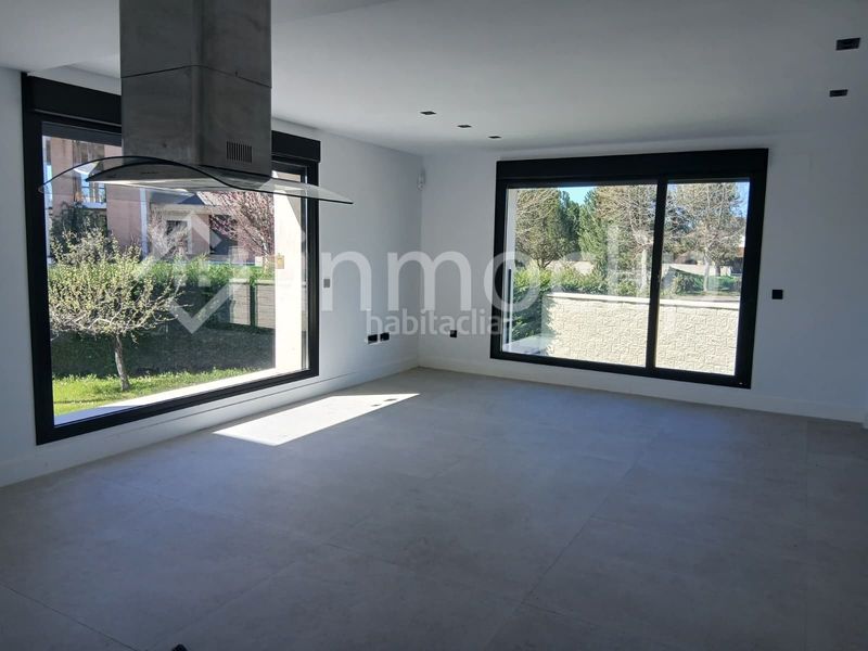 Foto 0a3a293c-2393-4ed0-a0b9-cfb64ecefeff. Casa amb calefacció piscina a Villamayor