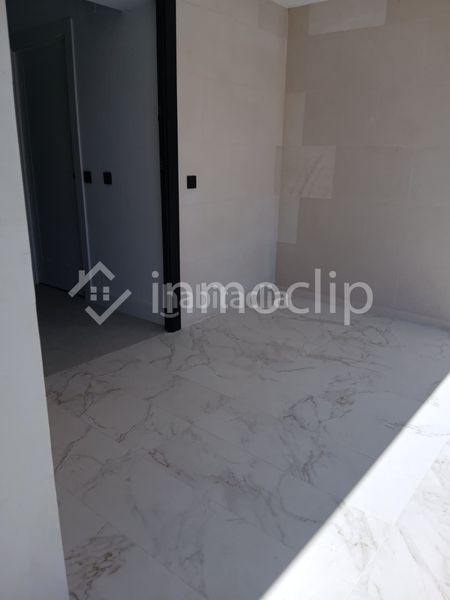 Foto 4d0bcd77-a4f3-4130-8aca-92b4ca57dd7b. Casa amb calefacció piscina a Villamayor