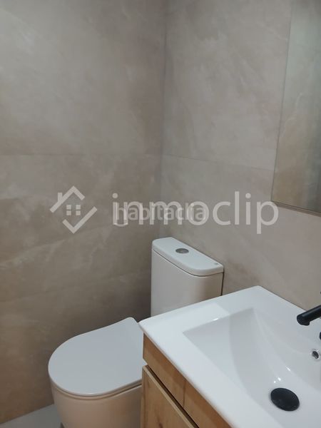 Foto 8dbc1d53-2d27-4369-899c-4554e5b2c735. Casa amb calefacció piscina a Villamayor