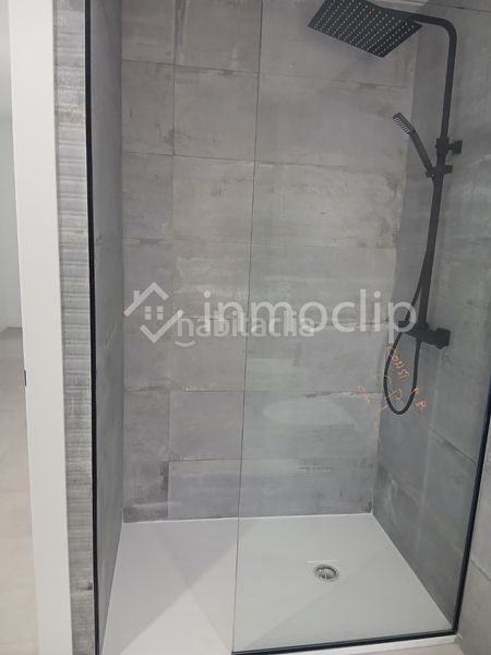 Foto aeff5816-4423-498a-a44c-6fe8b910e31a. Casa amb calefacció piscina a Villamayor