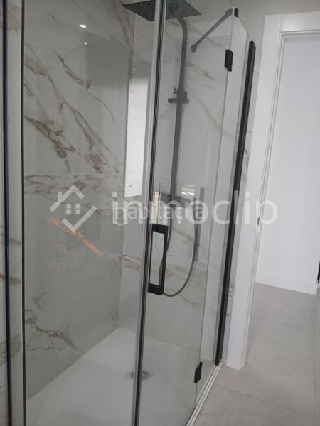 Foto bac71943-f960-4559-8363-31b68b5d4a3b. Casa amb calefacció piscina a Villamayor